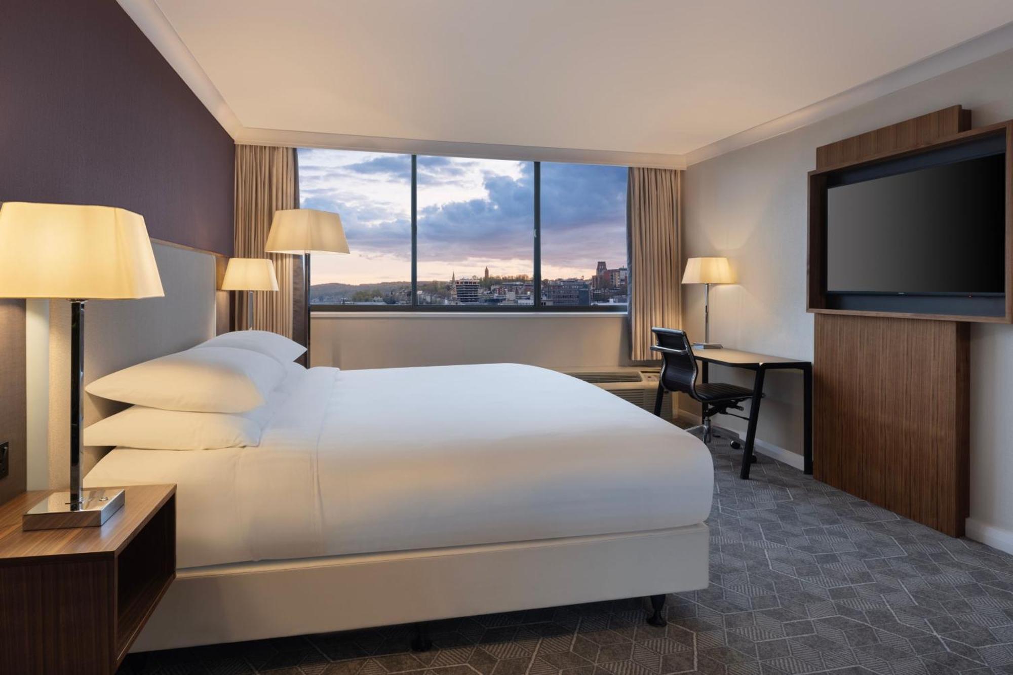 Delta Hotels By Marriott Bristol City Centre Экстерьер фото