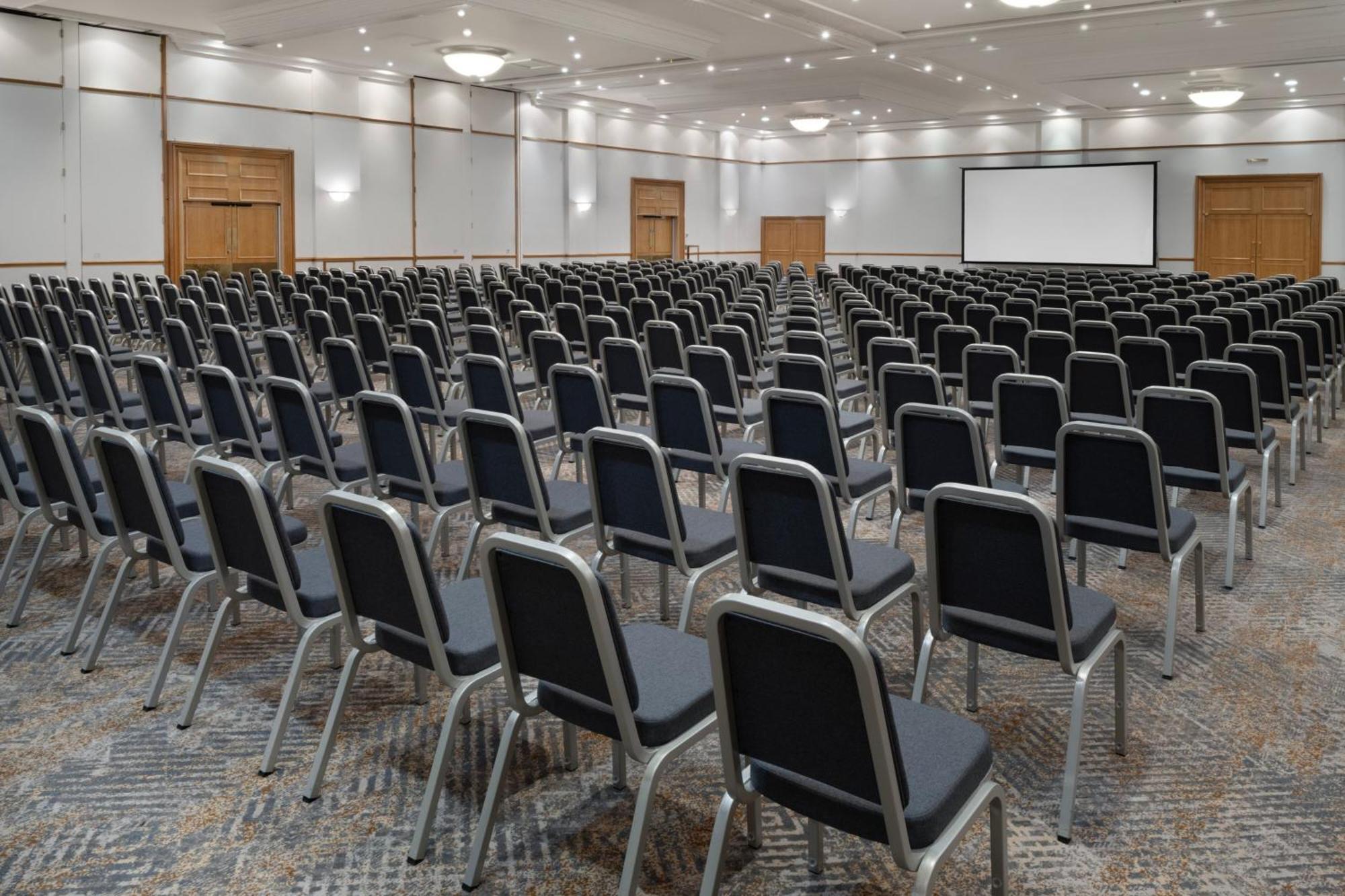 Delta Hotels By Marriott Bristol City Centre Экстерьер фото