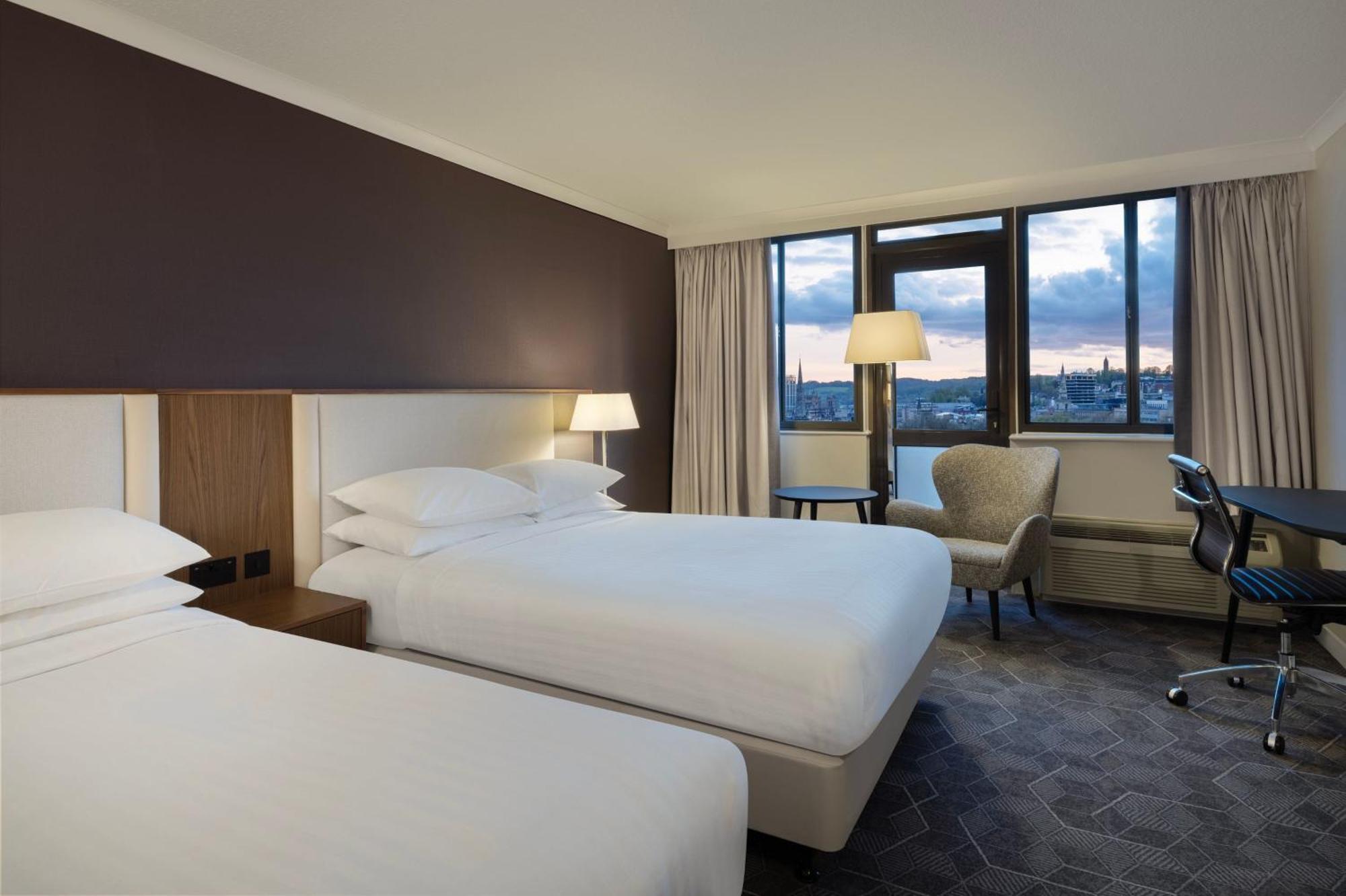 Delta Hotels By Marriott Bristol City Centre Экстерьер фото