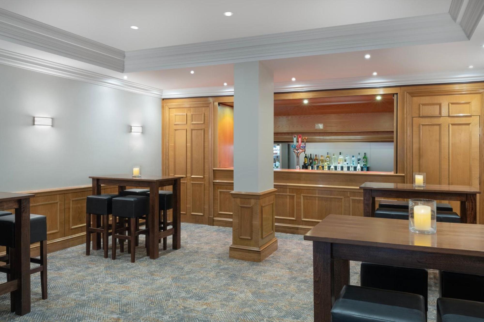 Delta Hotels By Marriott Bristol City Centre Экстерьер фото