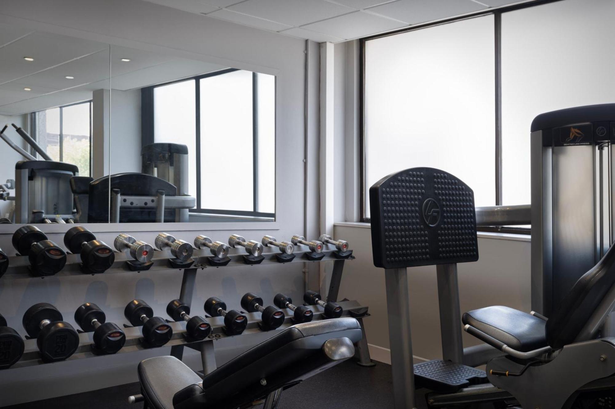 Delta Hotels By Marriott Bristol City Centre Экстерьер фото