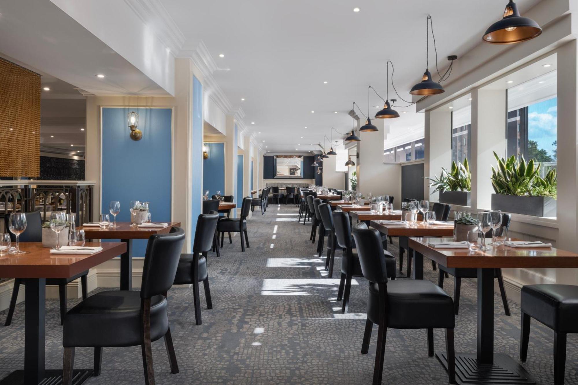 Delta Hotels By Marriott Bristol City Centre Экстерьер фото